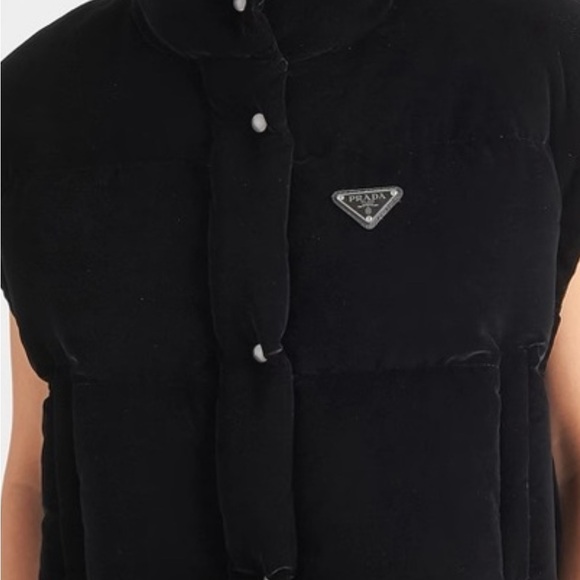 Prada Convertible Cropped Velvet Down Jacket - Picture 12 of 13